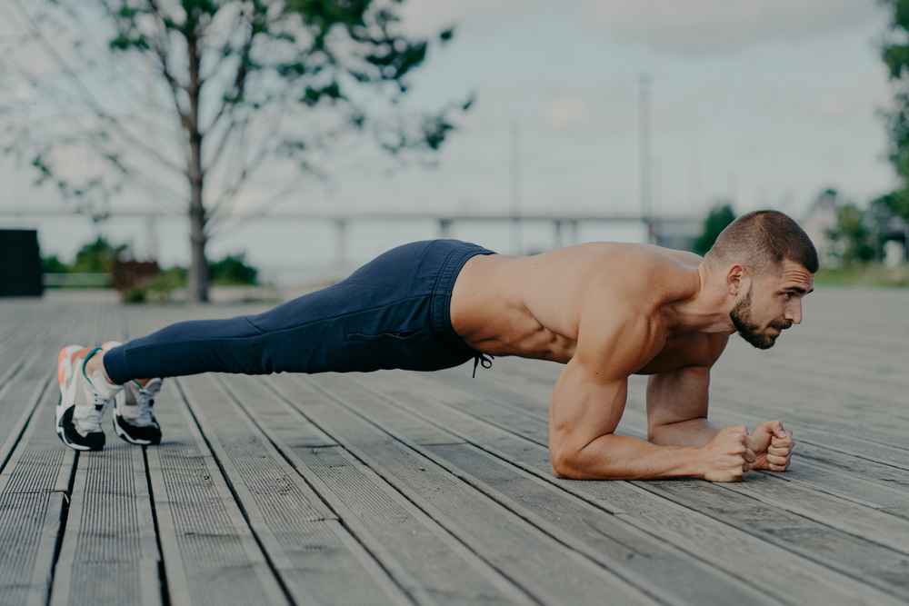 Musculation, comment s’entrainer sans matériel ?